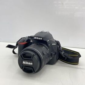 Nikon◆デジタル一眼カメラ D5500 ダブルズームキット [ブラック]