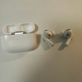 アップル(Apple)のAirPods Pro 第1世代 本体・イヤホン左右セット（訳あり／ジャンク含む(ヘッドフォン/イヤフォン)