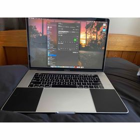 アップル(Apple)のmacbookpro 2017 15インチ(ノートPC)