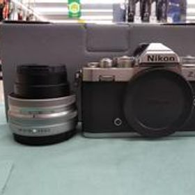ミラーレス一眼 Z FC 16-50VRレンズキット NIKON