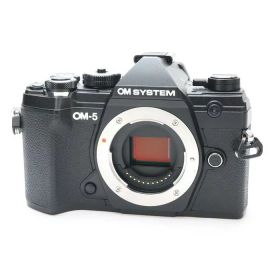 【中古】 《良品》 OM SYSTEM OM-5 ボディ ブラック 【背面ラバー部品交換/各部点検済】 [ デジタルカメラ ]