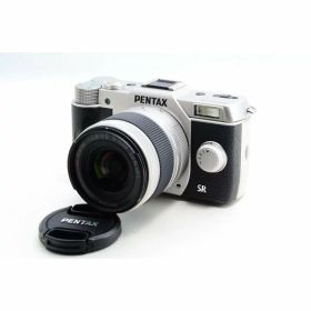 【中古】ペンタックス PENTAX Q10 レンズセット 美品 超小型で超かわいい ストラップ付き