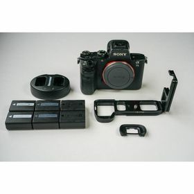 ソニー(SONY)のSONY α7II ミラーレス一眼カメラ ボディと電池 ソニー(ミラーレス一眼)