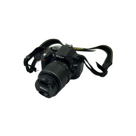 Nikon◆デジタル一眼カメラ D5200 18-55 VR レンズキット [ブラック]