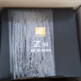 Nikon ミラーレスカメラ Z30 16-50VRレンズキット ニコン(デジタル一眼)