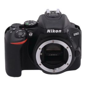 Nikon ニコン/デジタル一眼 ボディ/D5600/2033105/ABランク/67【中古】