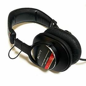 【中古】SONY 密閉型スタジオモニターヘッドホン MDR-CD900ST(ヘッドフォン/イヤフォン)