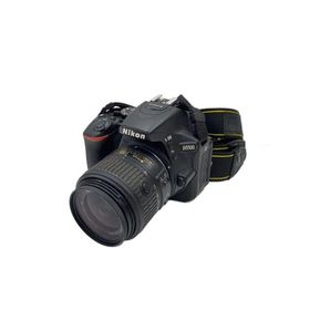 Nikon◆デジタル一眼カメラ D5500 18-55 VR II レンズキット [ブラック]