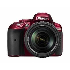 【中古】「非常に良い」Nikon デジタル一眼レフカメラ D5300 18-140VR レンズキット レッド D5300LK18-140VRRD(デジタル一眼)