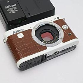 【中古】「非常に良い」Nikon ミラーレス一眼カメラ Nikon 1 J1 ホワイト ボディ(ミラーレス一眼)