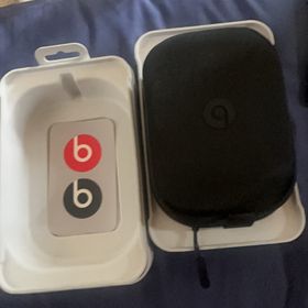 ビーツ(Beats)のbeats solo4 美品(ヘッドフォン/イヤフォン)