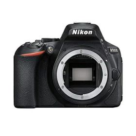 【中古】 Nikon デジタル一眼レフカメラ D5600 ボディー ブラック D5600BK
