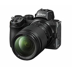 【中古】「非常に良い」Nikon - Z 5 w/NIKKOR Z 24-200mm F/4-6.3 VR - Black(デジタル一眼)