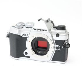 《美品》OM SYSTEM OM-5 ボディ