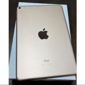 Apple iPad 第5世代 64GB ゴールド MUX72J／A au