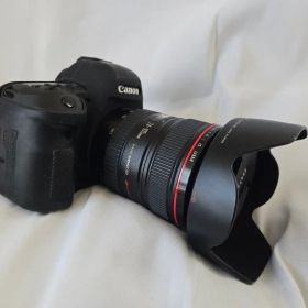 Canon EOS 6D Mark II デジタル一眼レフ