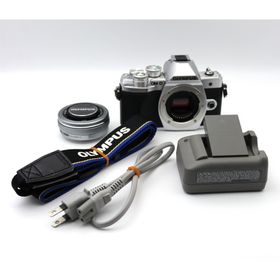 オリンパス(OLYMPUS)の☆美品【OLYMPUS】OM-D E-M10 MarkIII + 14-42mm(ミラーレス一眼)