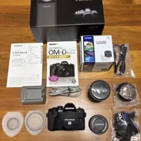 OLYMPUS OM-D E-M10 MarkIII ダブルズームキット オマケ