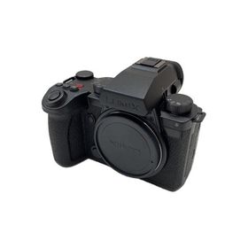 Panasonic◆デジタル一眼カメラ LUMIX DC-S5M2X ボディ DC-S5M2X-K