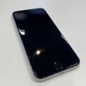 ジャンク品 iPhone SE white SIMフリー
