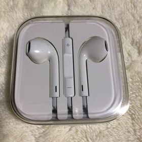 【おすすめ】未使用品 Apple iPhone付属品 アップル純正イヤホン EarPods なかなか良い音です！