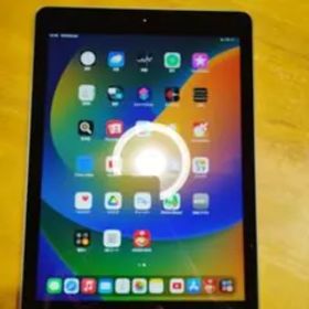 iPad 9.7 インチ 第6世代 スペースグレイ-Wi-Fi -32 GB