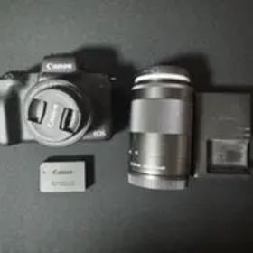 Canon EOS Kiss M ダブルズームキット