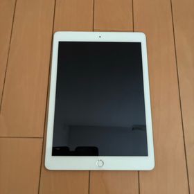 アイパッド(iPad)の【ジャンク品】Apple iPad シルバー 第5世代 32GB(タブレット)