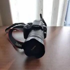 Canon EOS Kiss X7 デジタル一眼レフカメラ