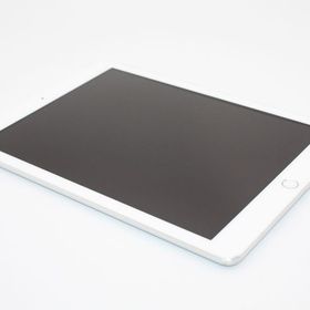 iPad第6世代 32GB Wi-Fi+Cellularモデル Silver SIMフリー Bランク