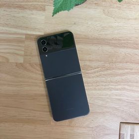 Galaxy Z Flip4 128GB グラファイト SM-F721W SIMフリー