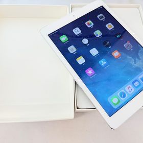 5041014D【美品】iPad Air 16GB(シルバー)docomo版