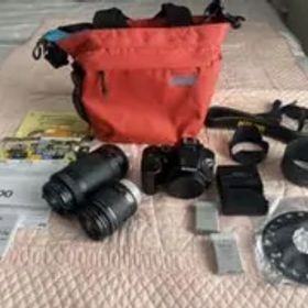 Nikon D5600 デジタル一眼レフ ダブルズームキット バッグ付 ニコン