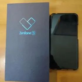 ASUS Zenfone 5 本体