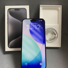 超美品 国内版 SIMフリー iPhone15 Pro Max 256GB ブラックチタニウム色