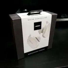 確認用 BOSE QUIETCOMFORT EARBUDS ホワイト