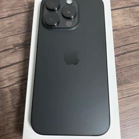 Apple iPhone 15pro,512GB ブラックチタニウム 美品
