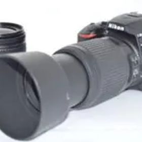 Nikon D5600☆Wi-Fi内蔵☆高性能一眼レフ☆自撮り可能☆ダブルレンズ