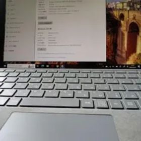 Surface Pro 2017 LTE Advanced 4GB/128GB