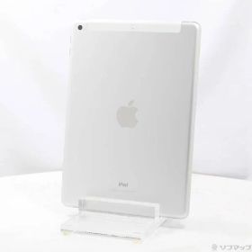 〔中古品〕 iPad 第5世代 32GB シルバー MP1L2J／A docomoロック解除SIMフリー【305】