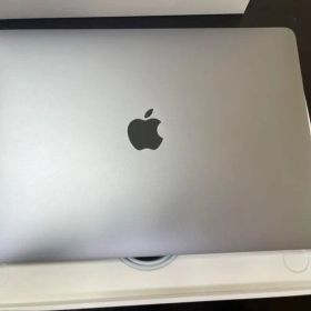 512GB 未使用に近い最大容量 95% MacBook Air M1 美品