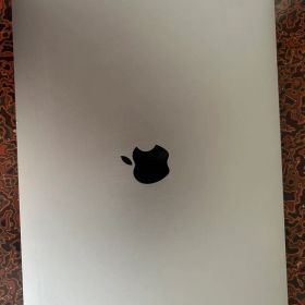 値下 13.3インチApple MacBook Air M1チップ