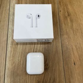 初代 AirPods 第一世代