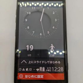 らくらくスマートフォン me F-01L Android8 Simフリー①