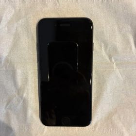 Apple iPhone 7 ブラック 本体