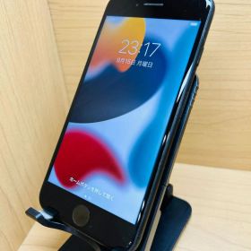 【60072】【SIMロック解除済】iPhone 7 32GB au ブラック (60072)