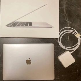 美品 MacBook Pro 2016 13インチ 英語USキーボード 本体