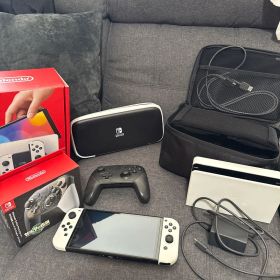 Nintendo switch 有機EL セット プロコン2台 ケース付き