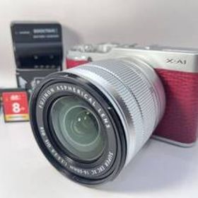 美品 FUJIFILM X-A1 レッド レンズキット XC16-50mm F3.5-5.6 OIS 動作良好 高画質 ミラーレス一眼 カメラ おしゃれデザイン B551
