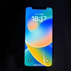 iPhone11 ホワイト